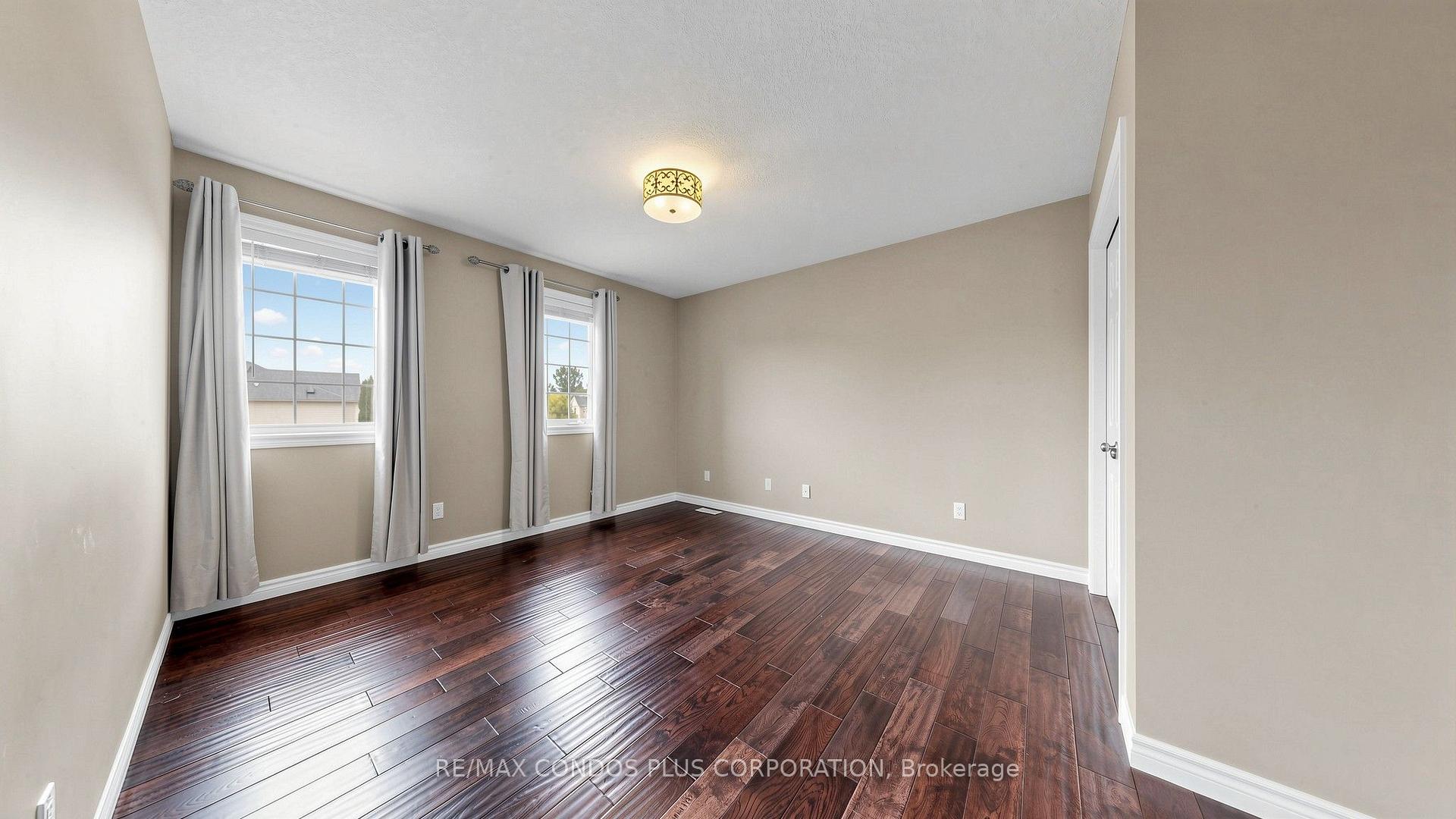 Photo 12 of 859 Brandenburg Boulevard, Waterloo, Clair Hills — HOMEH