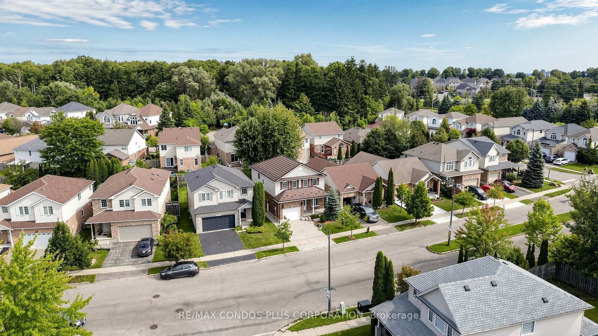 Photo 18 of 859 Brandenburg Boulevard, Waterloo, Clair Hills — HOMEH