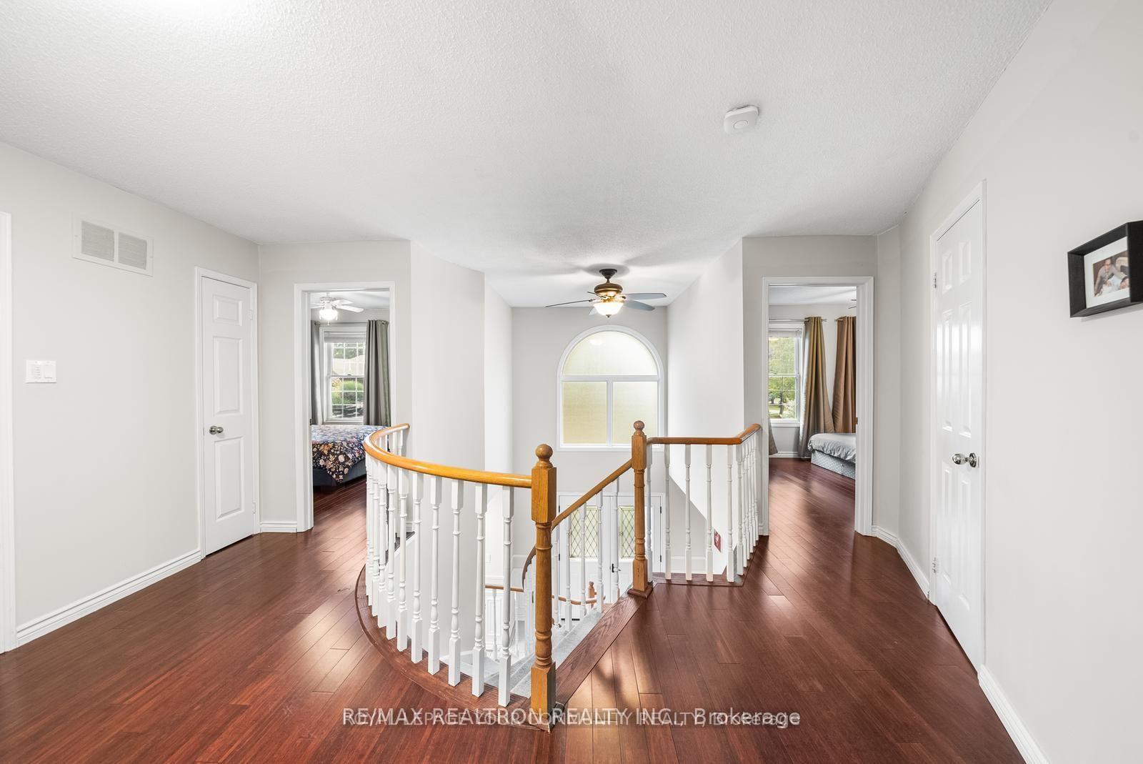 Photo 14 of 235 Kemano Road, Aurora, Aurora Heights — HOMEH