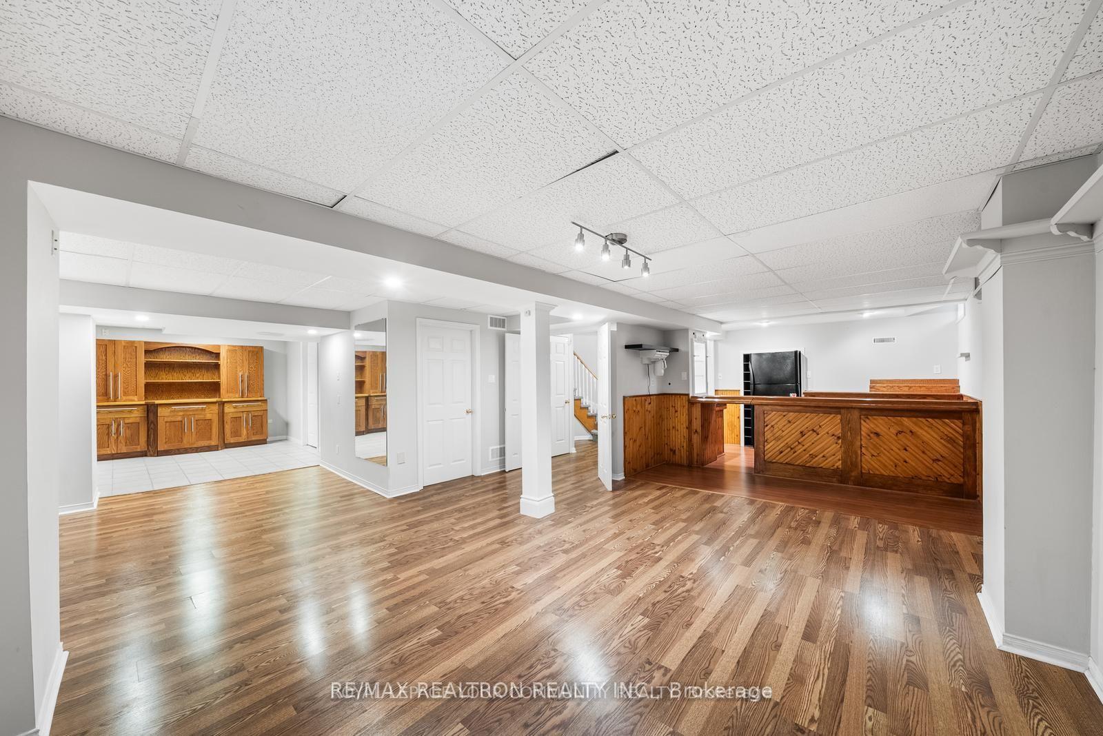 Photo 23 of 235 Kemano Road, Aurora, Aurora Heights — HOMEH