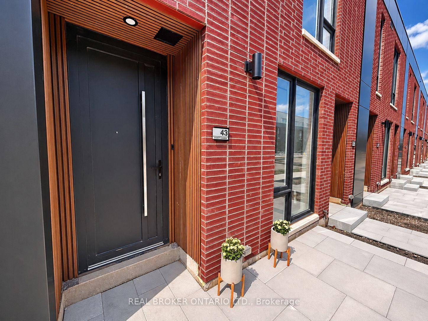 Photo 1 of 43 Everett Common, St. Catharines, Oakdale — HOMEH