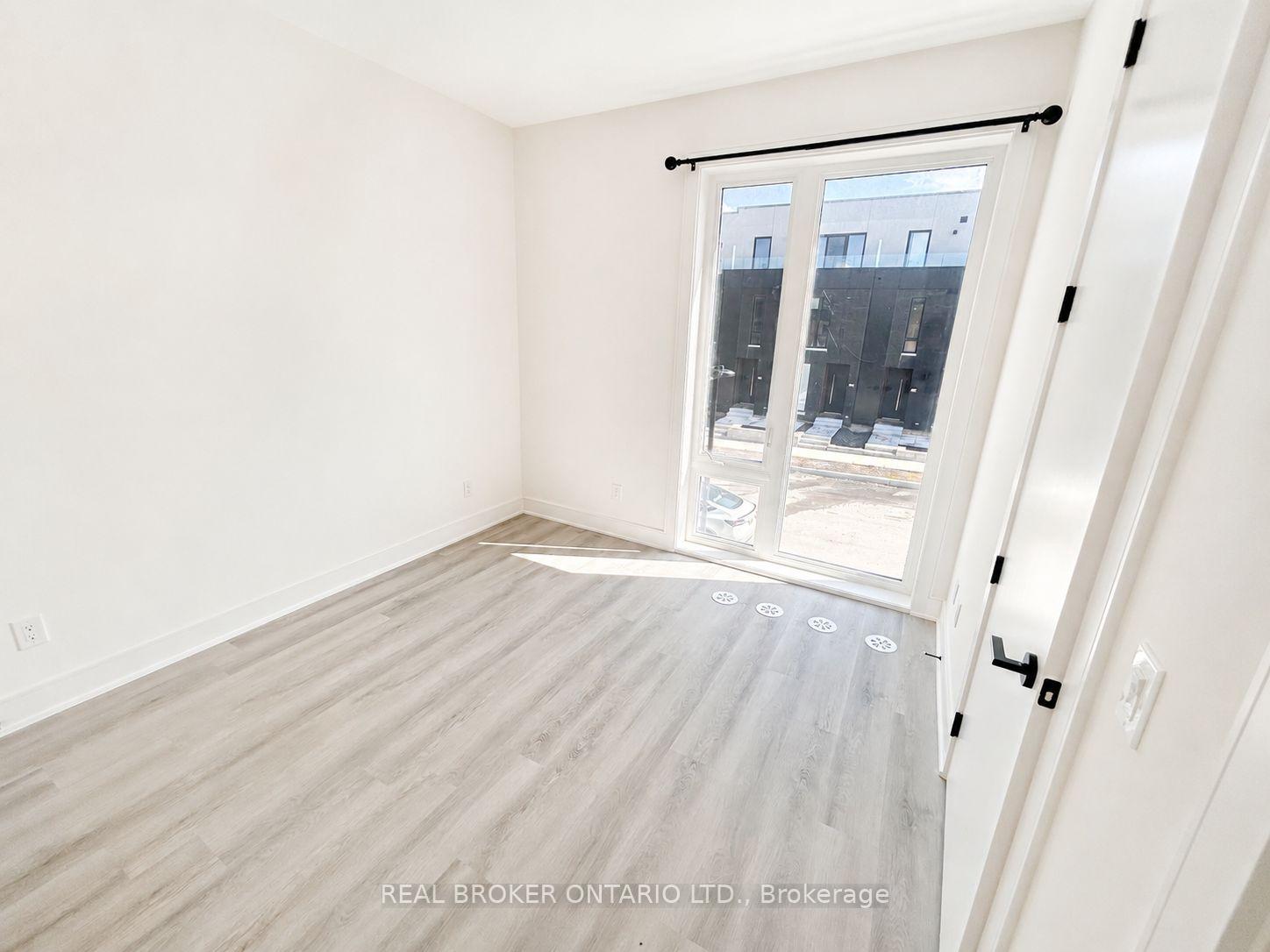 Photo 6 of 43 Everett Common, St. Catharines, Oakdale — HOMEH