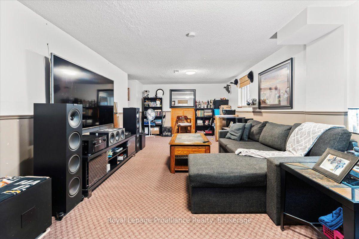 Photo 23 of 23 Alfred Drive, Belleville, Belleville Ward — HOMEH