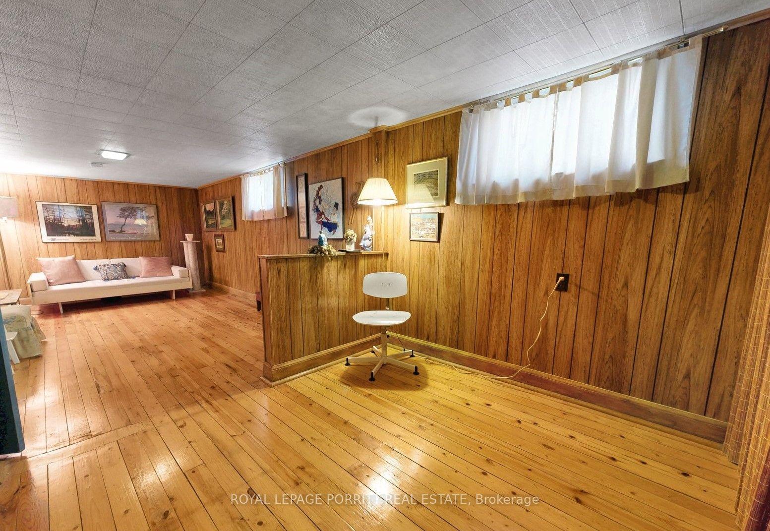 Photo 19 of 79 Burlingame Road, Etobicoke, Alderwood — HOMEH
