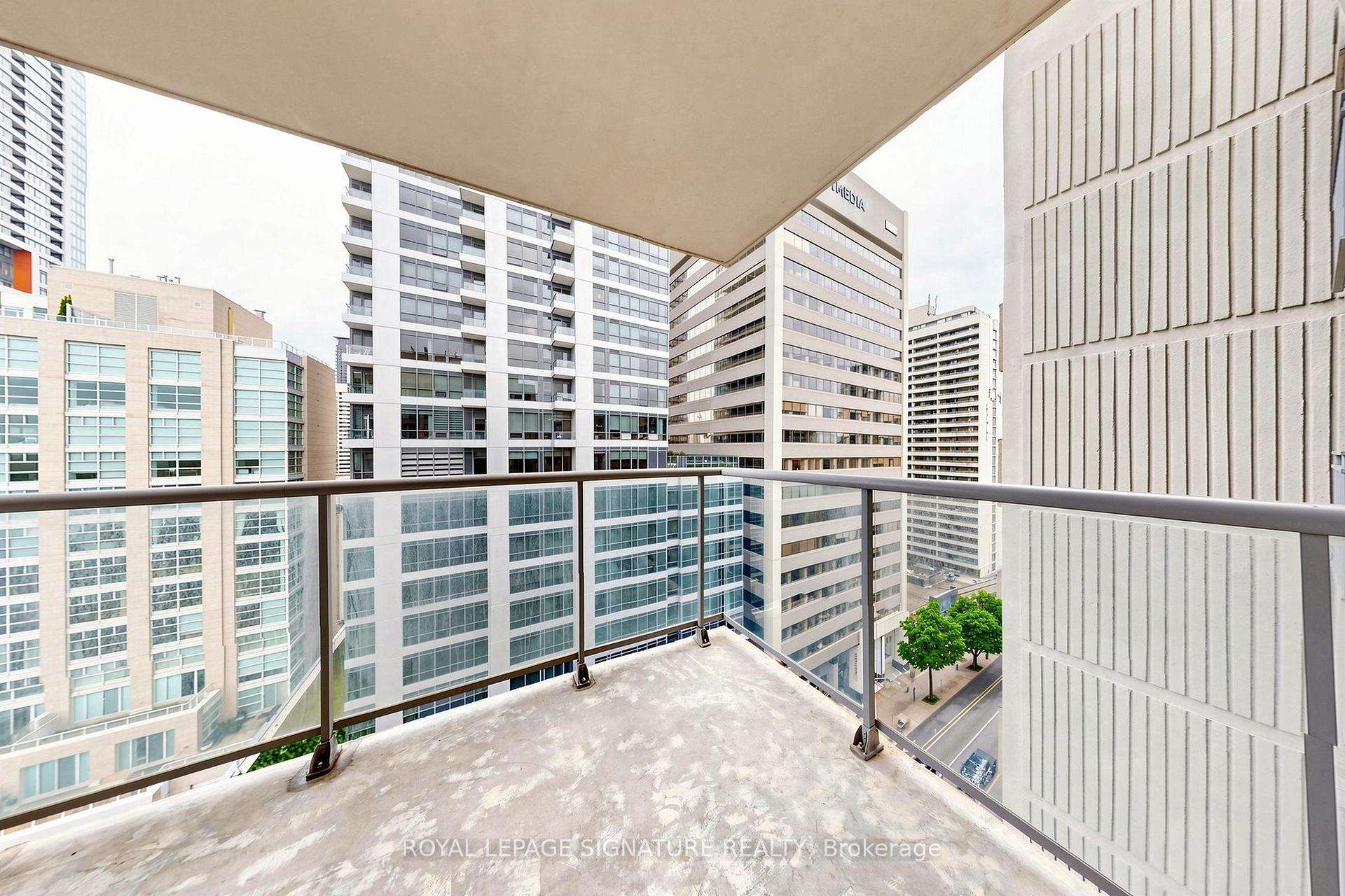 Photo 42 of Unit 1801, 388 Bloor Street E, Toronto, Rosedale-Moore Park — HOMEH