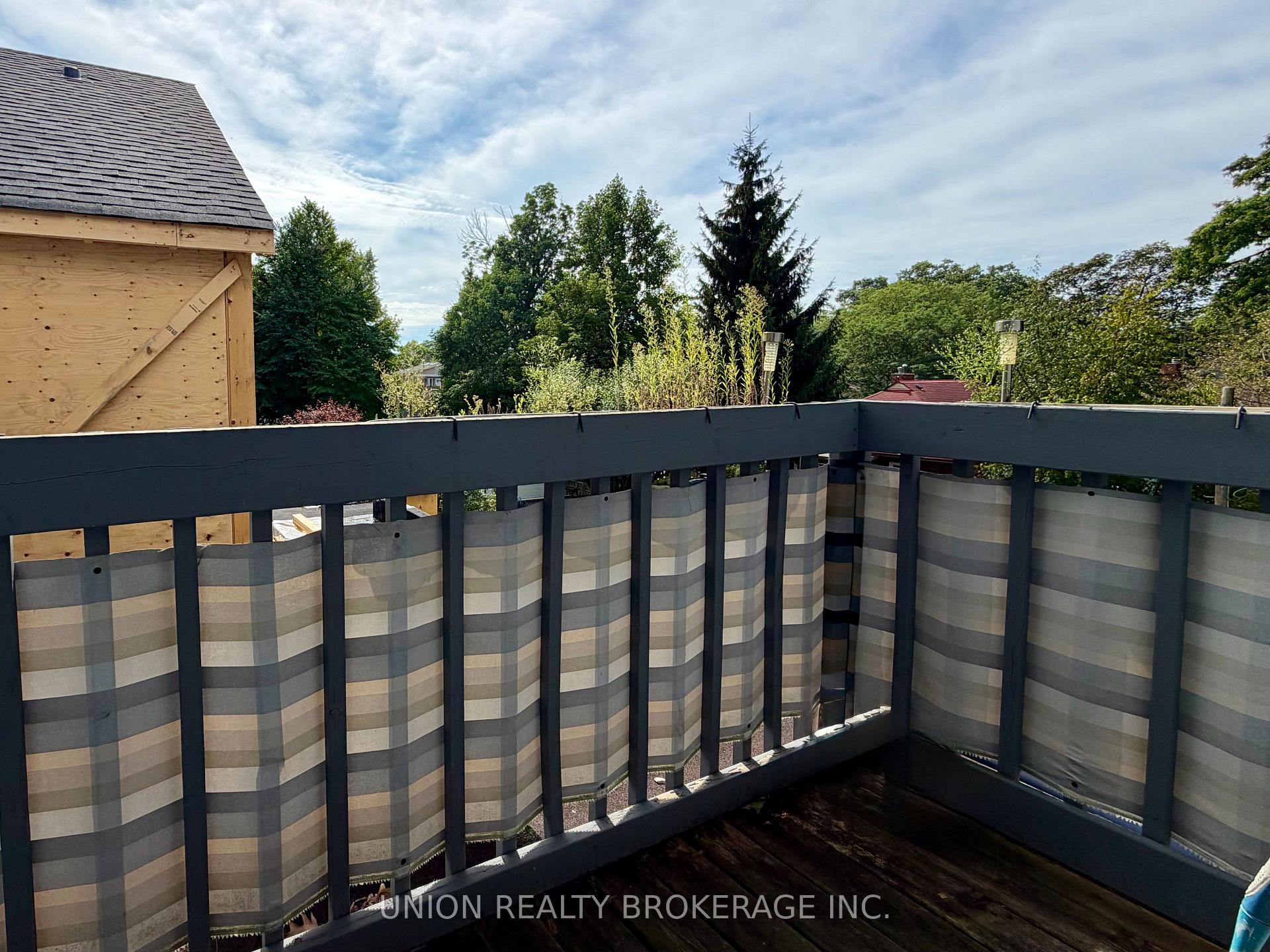 Photo 8 of Unit Upper, 36 Balsam Avenue, Toronto, The Beaches — HOMEH