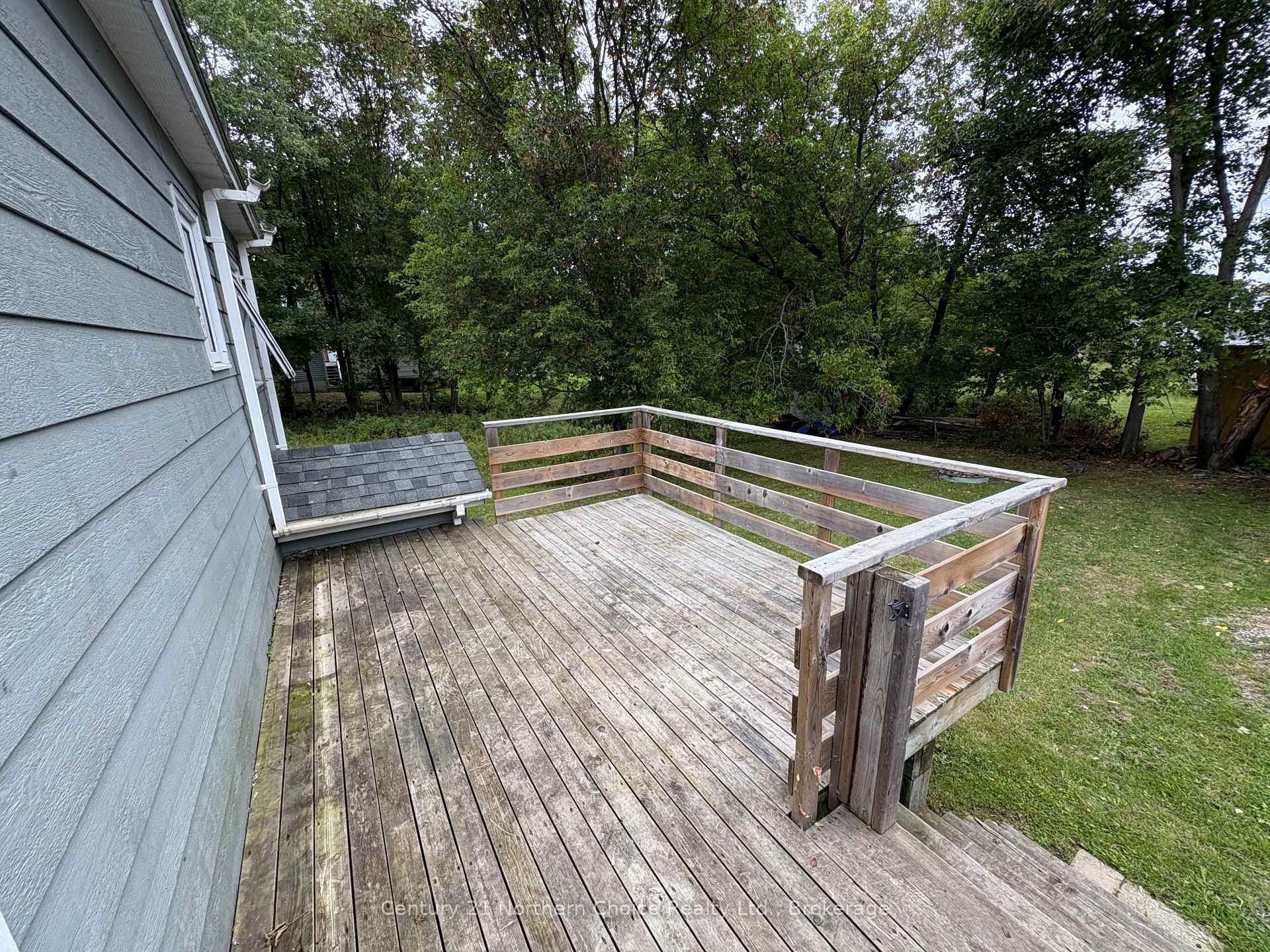 Photo 3 of 832 River Drive N, Kenora, Central — HOMEH
