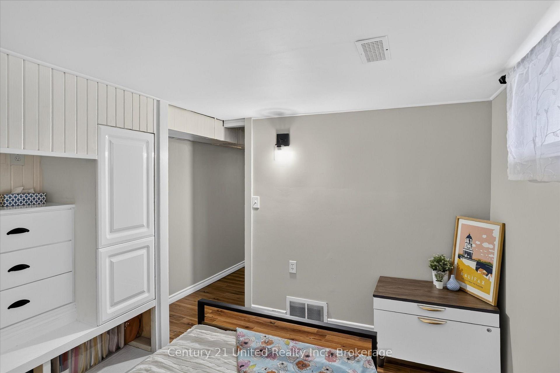 Photo 44 of 759 Hurley Street, Peterborough, Otonabee Ward 1 — HOMEH