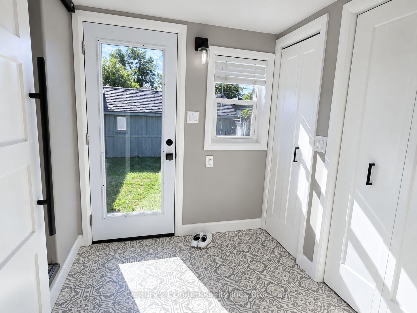 Photo 49 of 759 Hurley Street, Peterborough, Otonabee Ward 1 — HOMEH