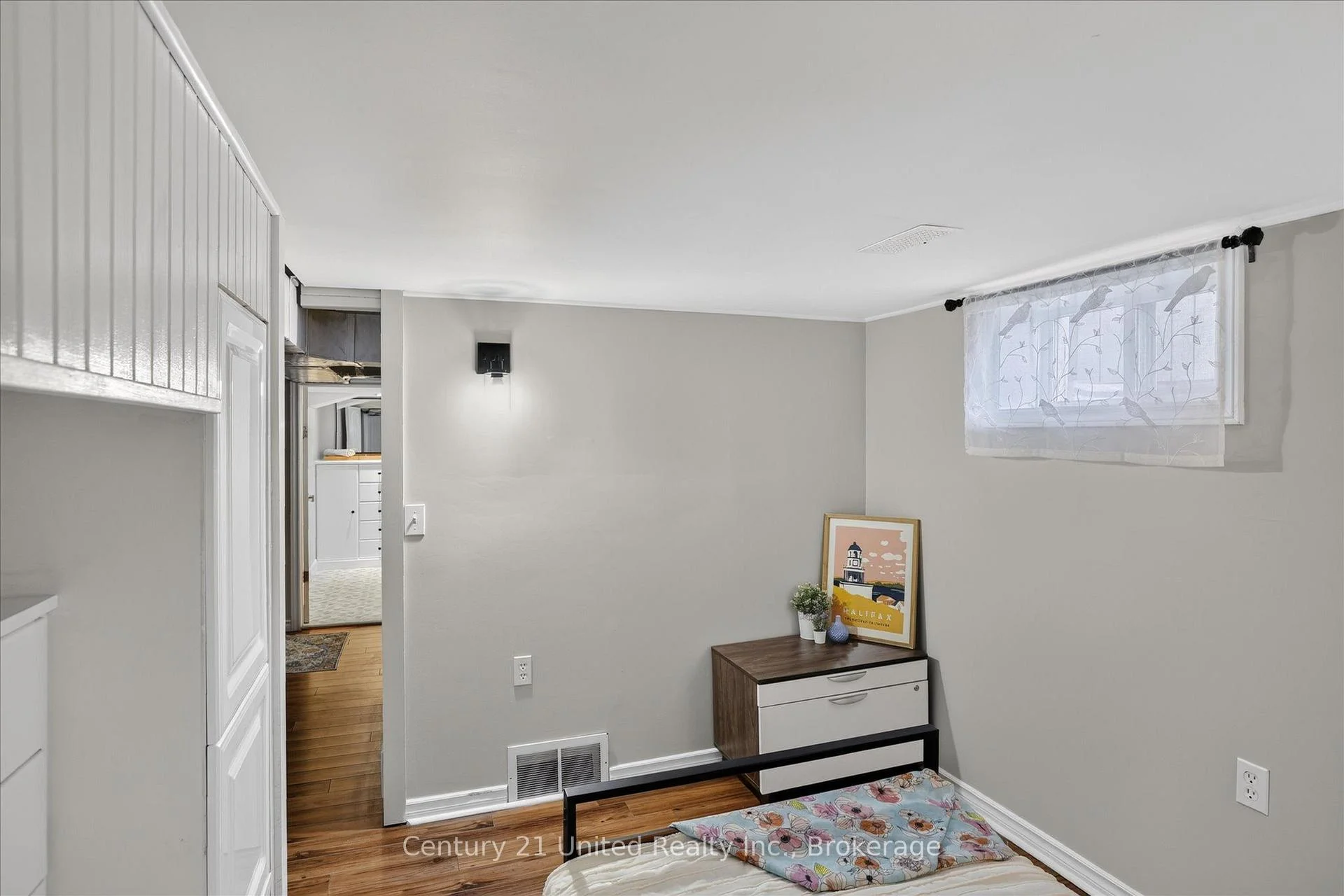 Photo 60 of 759 Hurley Street, Peterborough, Otonabee Ward 1 — HOMEH