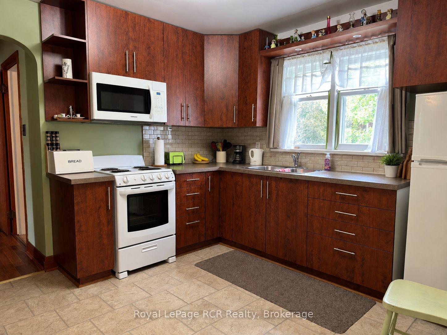 Photo 47 of 563 9th Street, Hanover — HOMEH