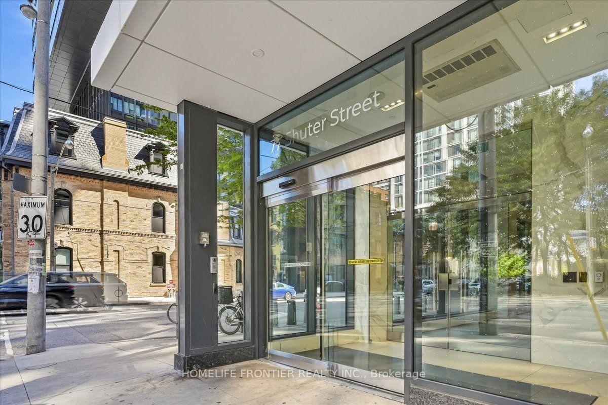 Photo 2 of Unit 1708, 77 Shuter Street, Toronto, Church-Yonge Corridor — HOMEH