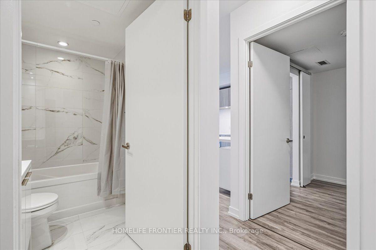 Photo 5 of Unit 1708, 77 Shuter Street, Toronto, Church-Yonge Corridor — HOMEH