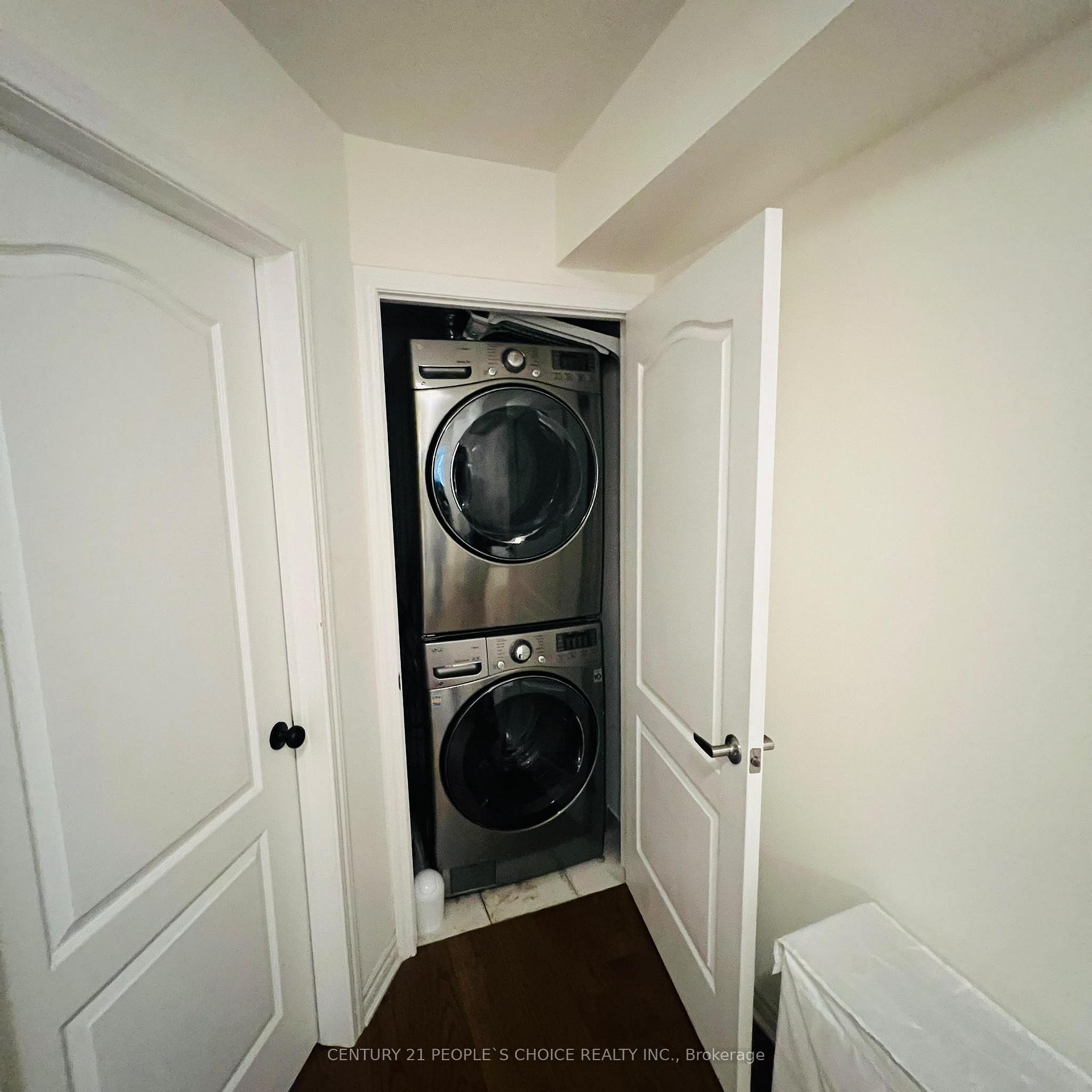 Photo 23 of 112 Cleanside Road, Scarborough, Clairlea-Birchmount — HOMEH