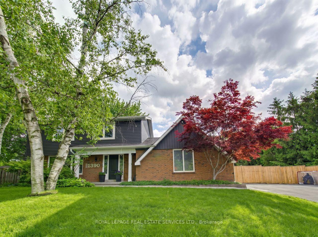 Photo 2 of 1390 Peerless Court, Oakville, College Park — HOMEH