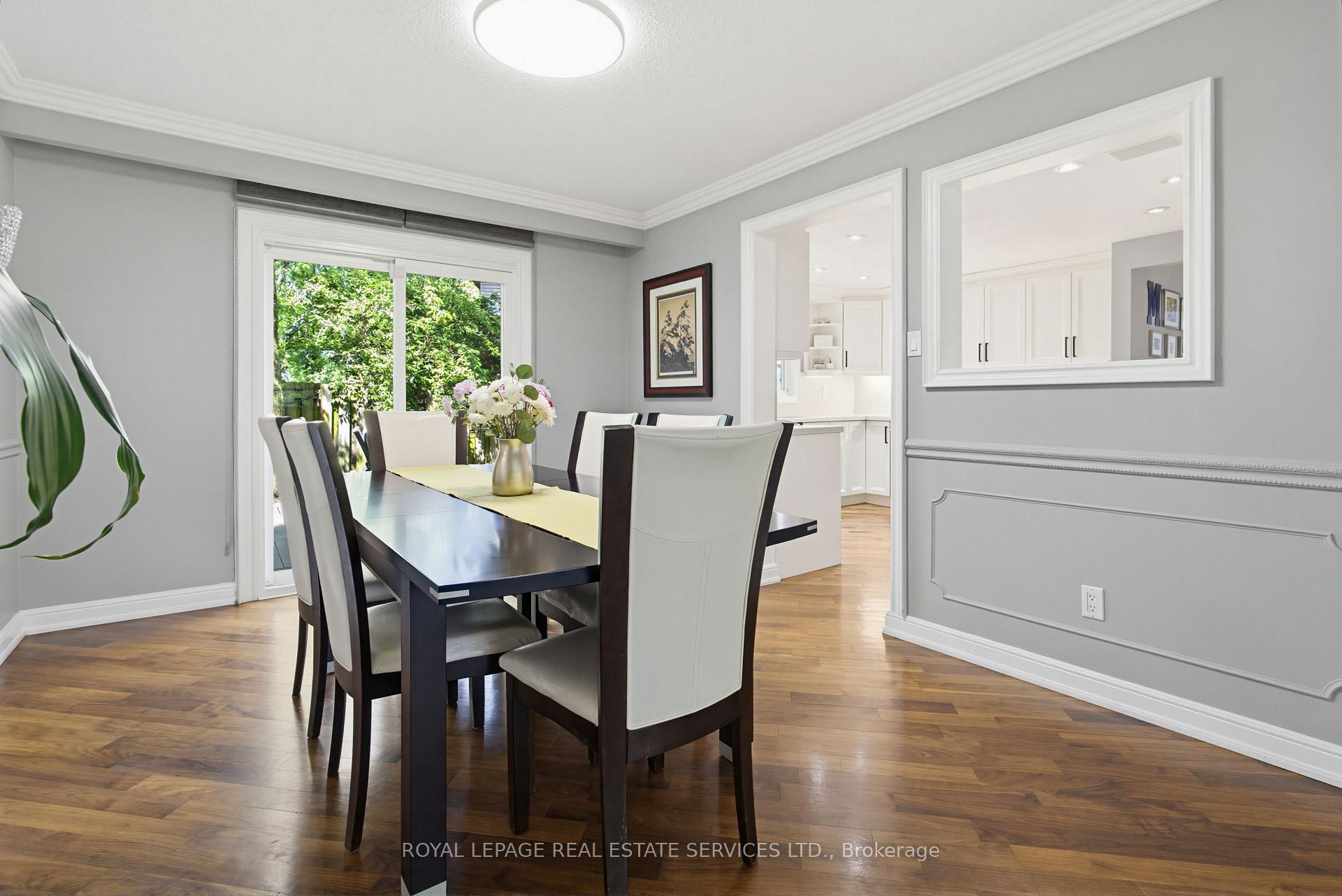 Photo 14 of 1390 Peerless Court, Oakville, College Park — HOMEH