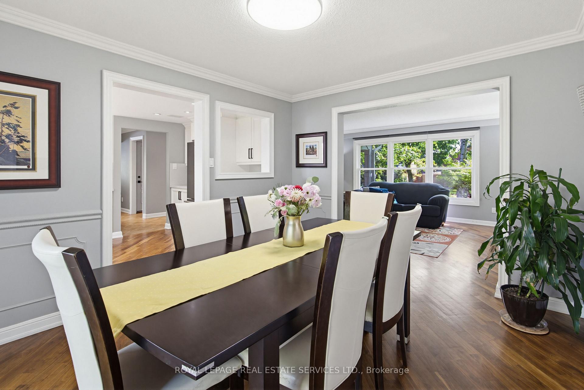 Photo 15 of 1390 Peerless Court, Oakville, College Park — HOMEH