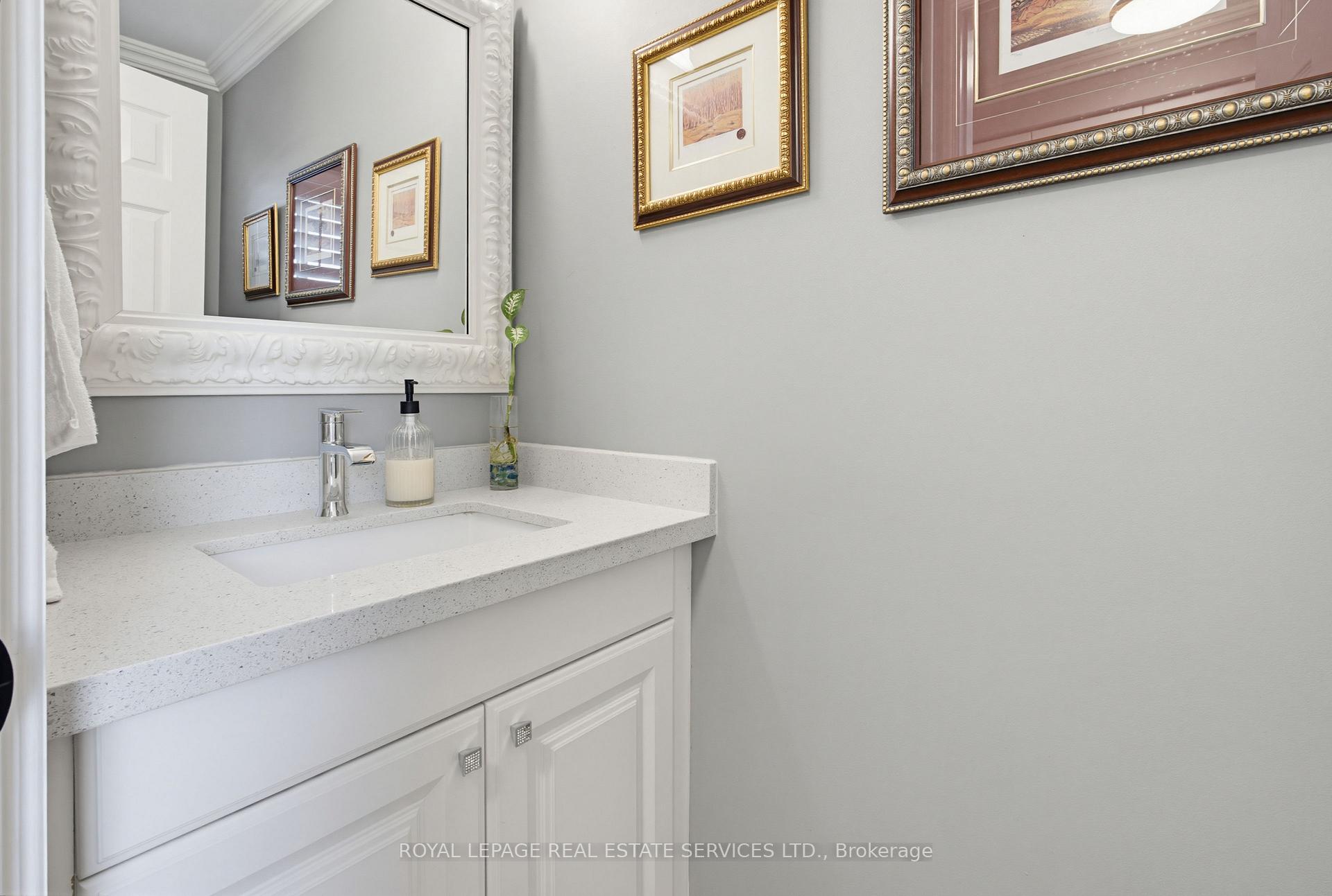 Photo 22 of 1390 Peerless Court, Oakville, College Park — HOMEH