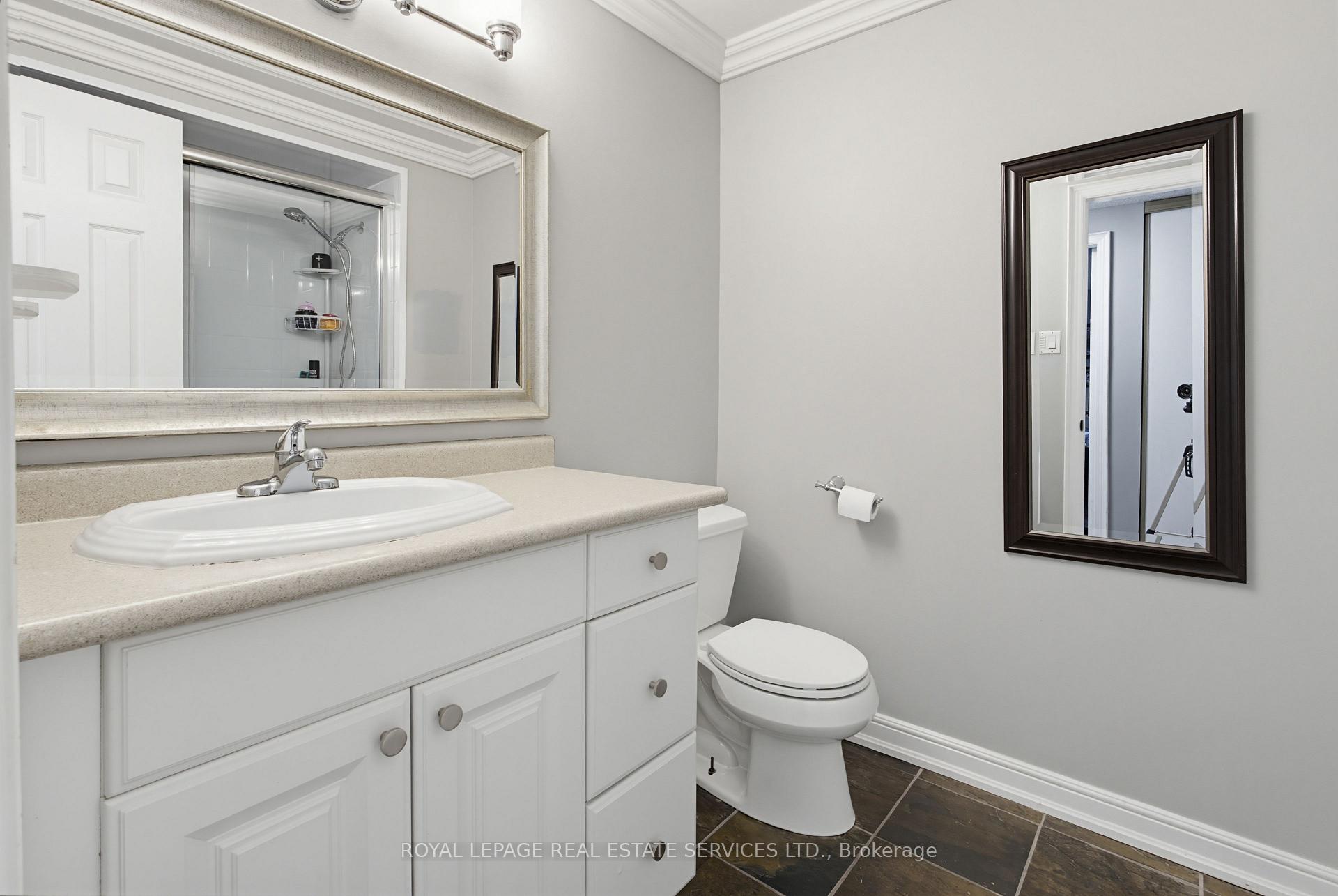 Photo 26 of 1390 Peerless Court, Oakville, College Park — HOMEH