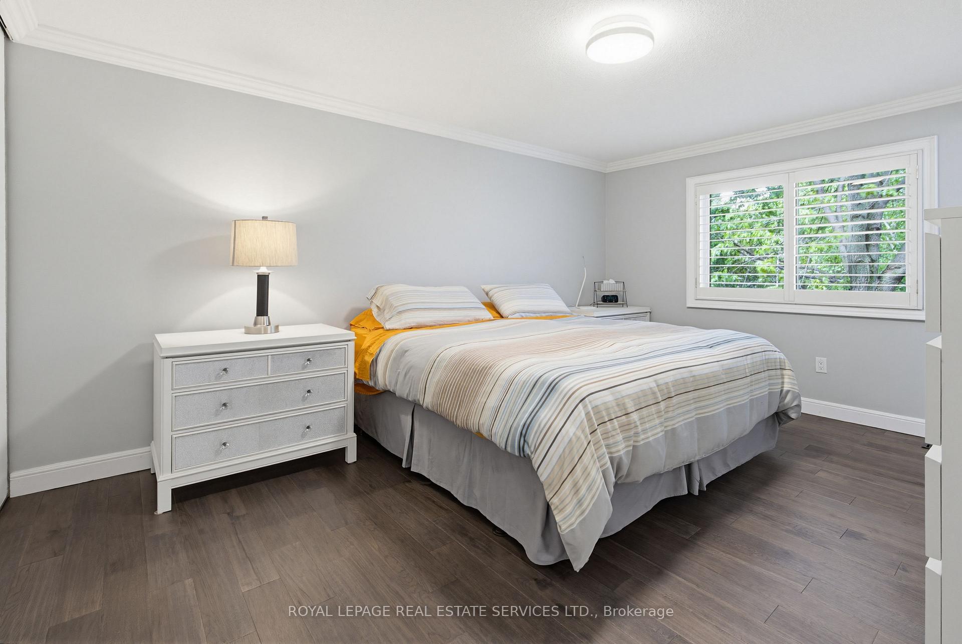 Photo 27 of 1390 Peerless Court, Oakville, College Park — HOMEH