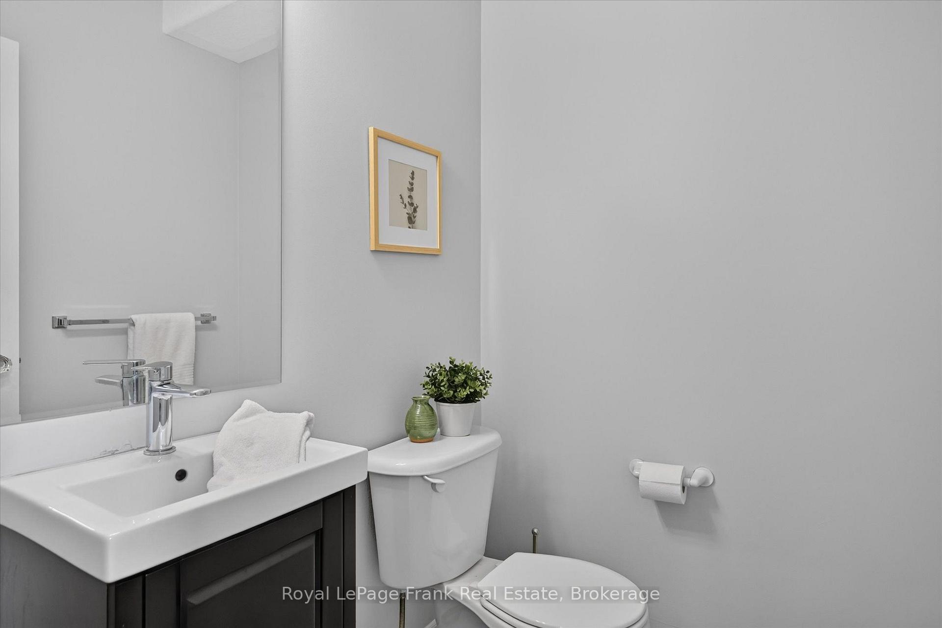 Photo 17 of 2439 Denure Drive, Peterborough, Monaghan Ward 2 — HOMEH