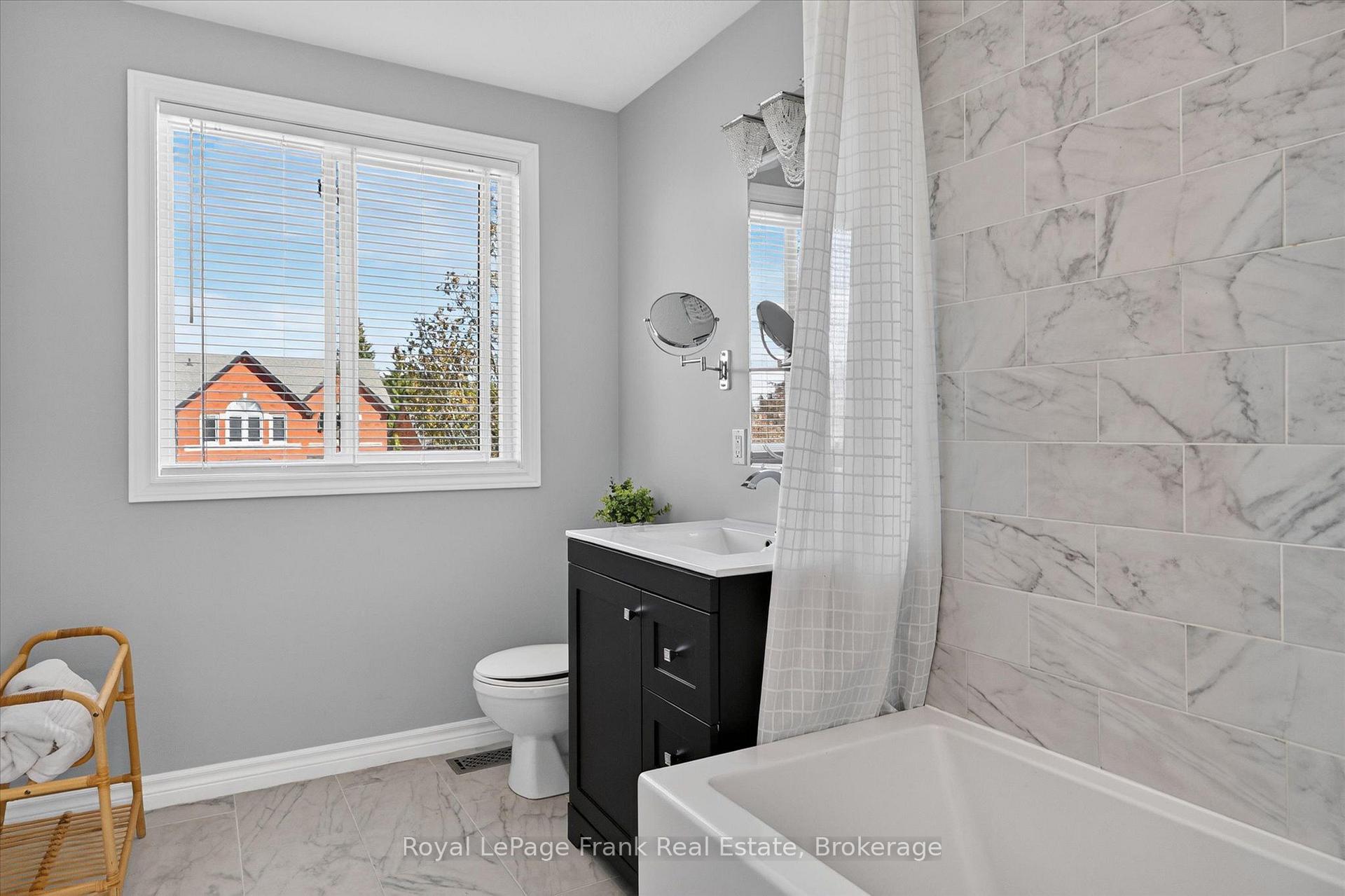 Photo 22 of 2439 Denure Drive, Peterborough, Monaghan Ward 2 — HOMEH