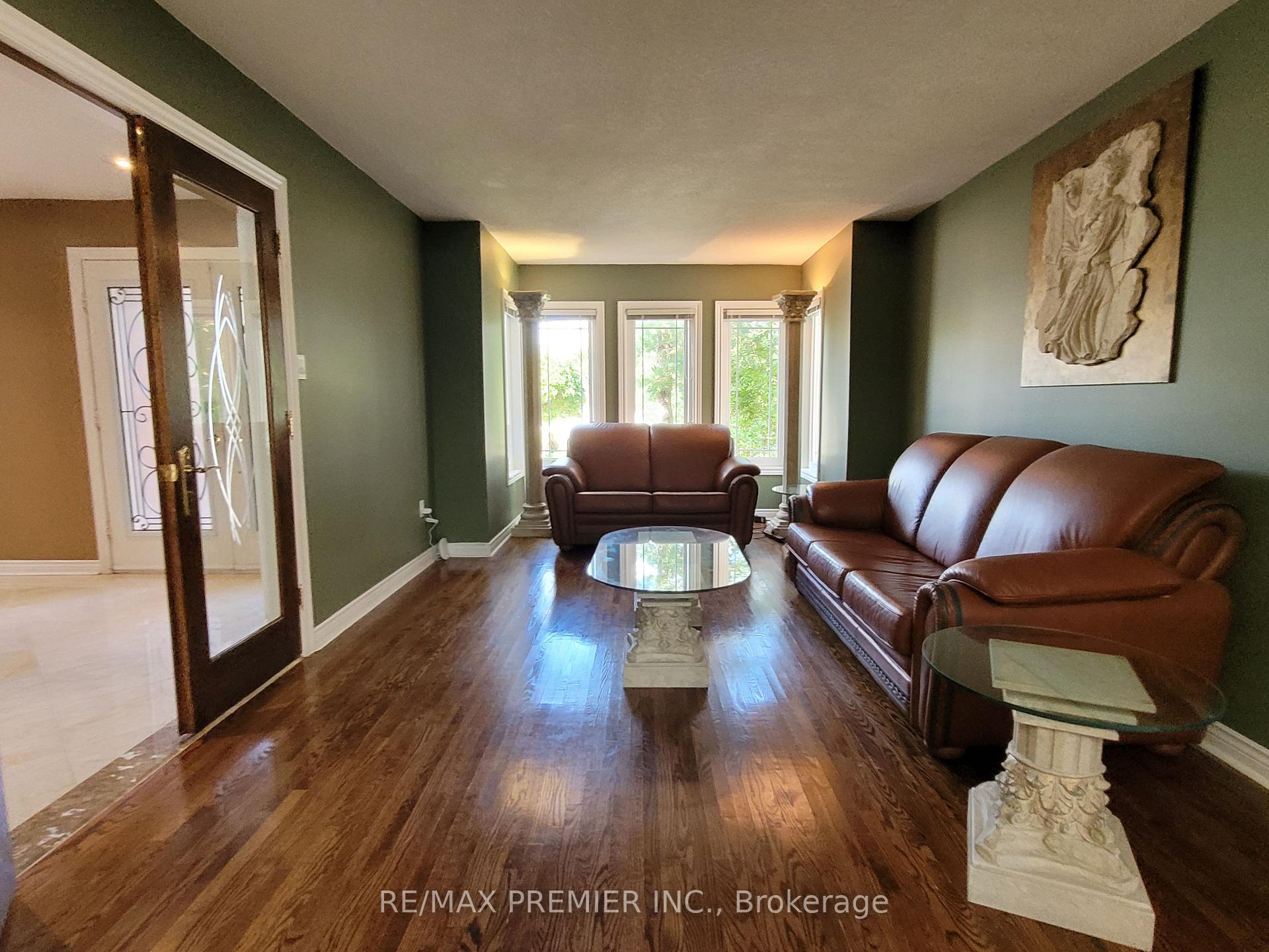 Photo 6 of 70 Bilbermar Drive, Richmond Hill, Devonsleigh — HOMEH