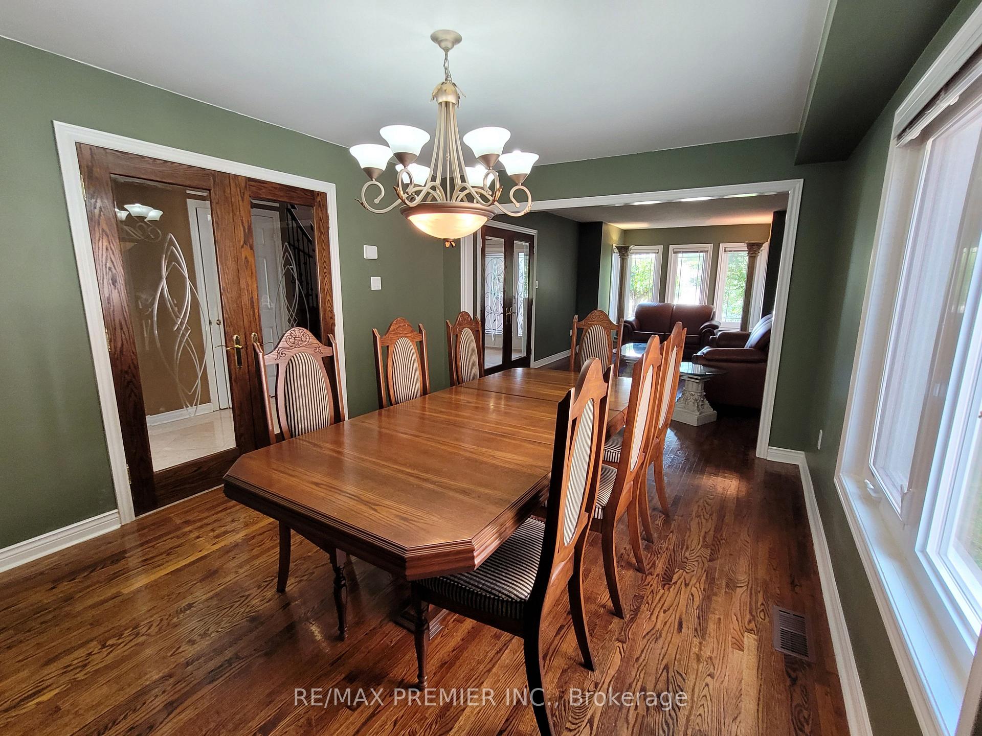 Photo 9 of 70 Bilbermar Drive, Richmond Hill, Devonsleigh — HOMEH