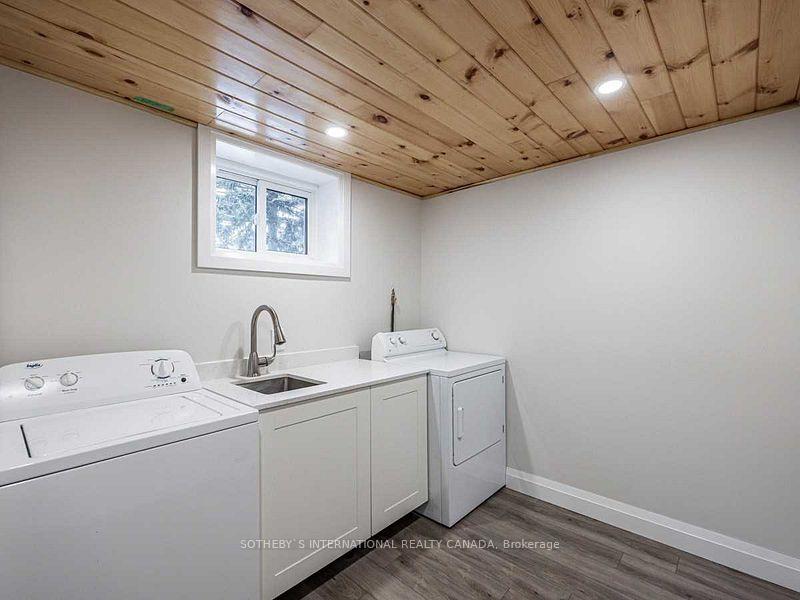 Photo 24 of 525 Dynes Road, Burlington, Roseland — HOMEH