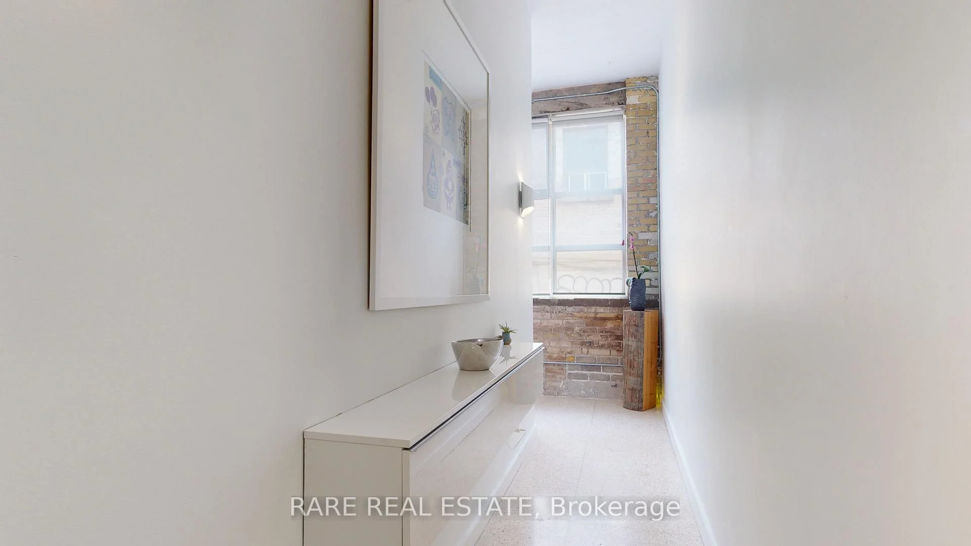 Photo 4 of Unit 112, 365 Dundas Street E, Toronto, Moss Park — HOMEH