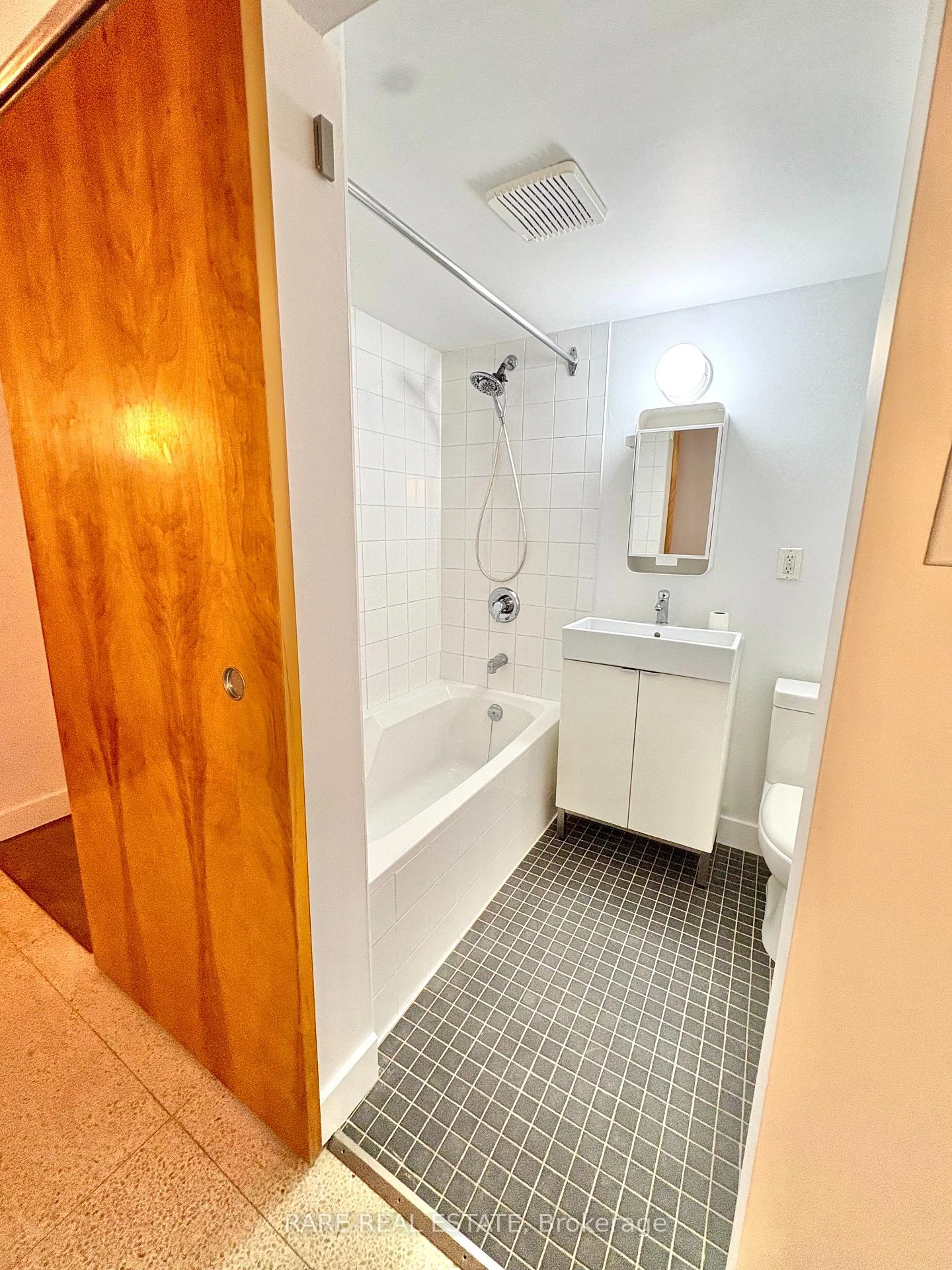 Photo 32 of Unit 112, 365 Dundas Street E, Toronto, Moss Park — HOMEH