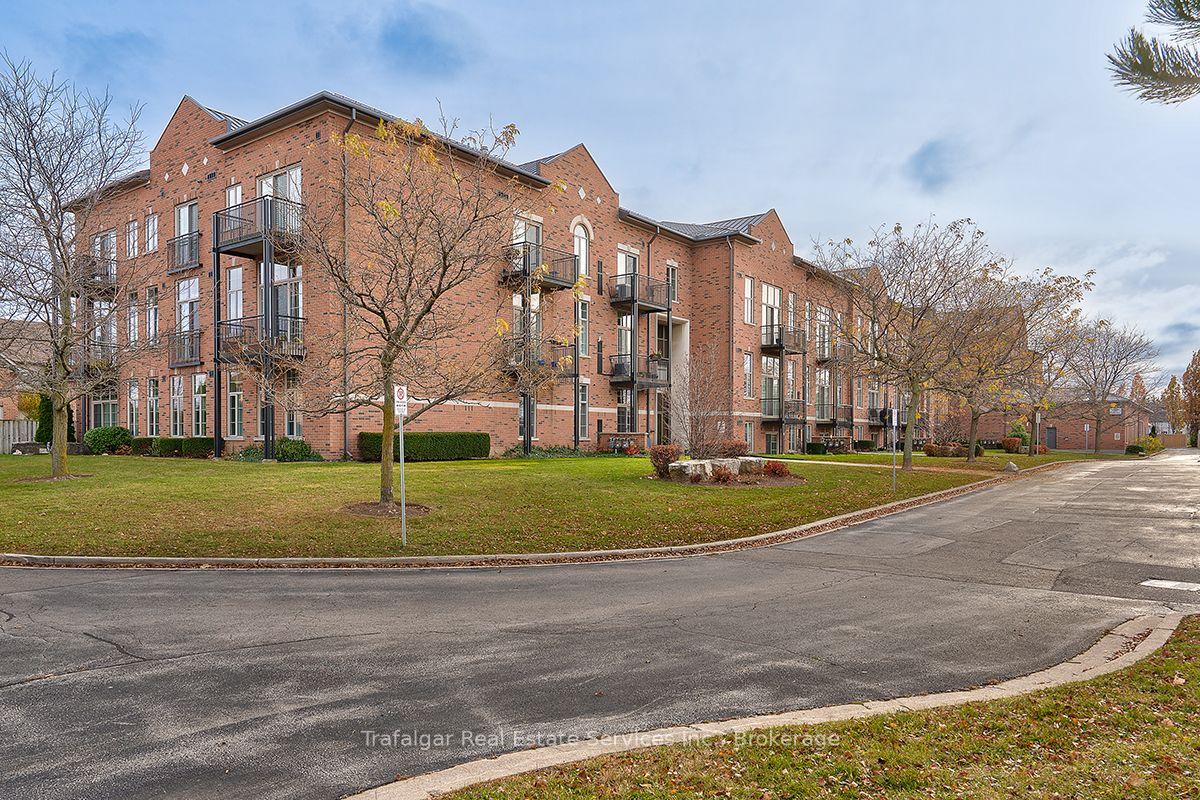 Photo 1 of Unit 215, 262 Dundas Street E, Hamilton, Waterdown — HOMEH