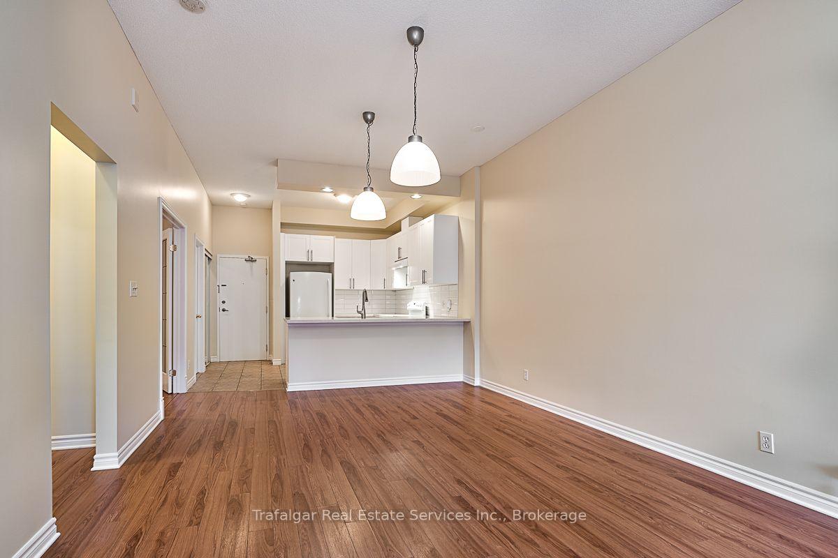 Photo 8 of Unit 215, 262 Dundas Street E, Hamilton, Waterdown — HOMEH