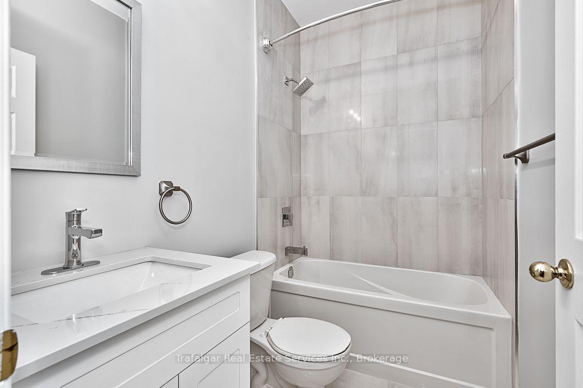 Photo 17 of Unit 215, 262 Dundas Street E, Hamilton, Waterdown — HOMEH