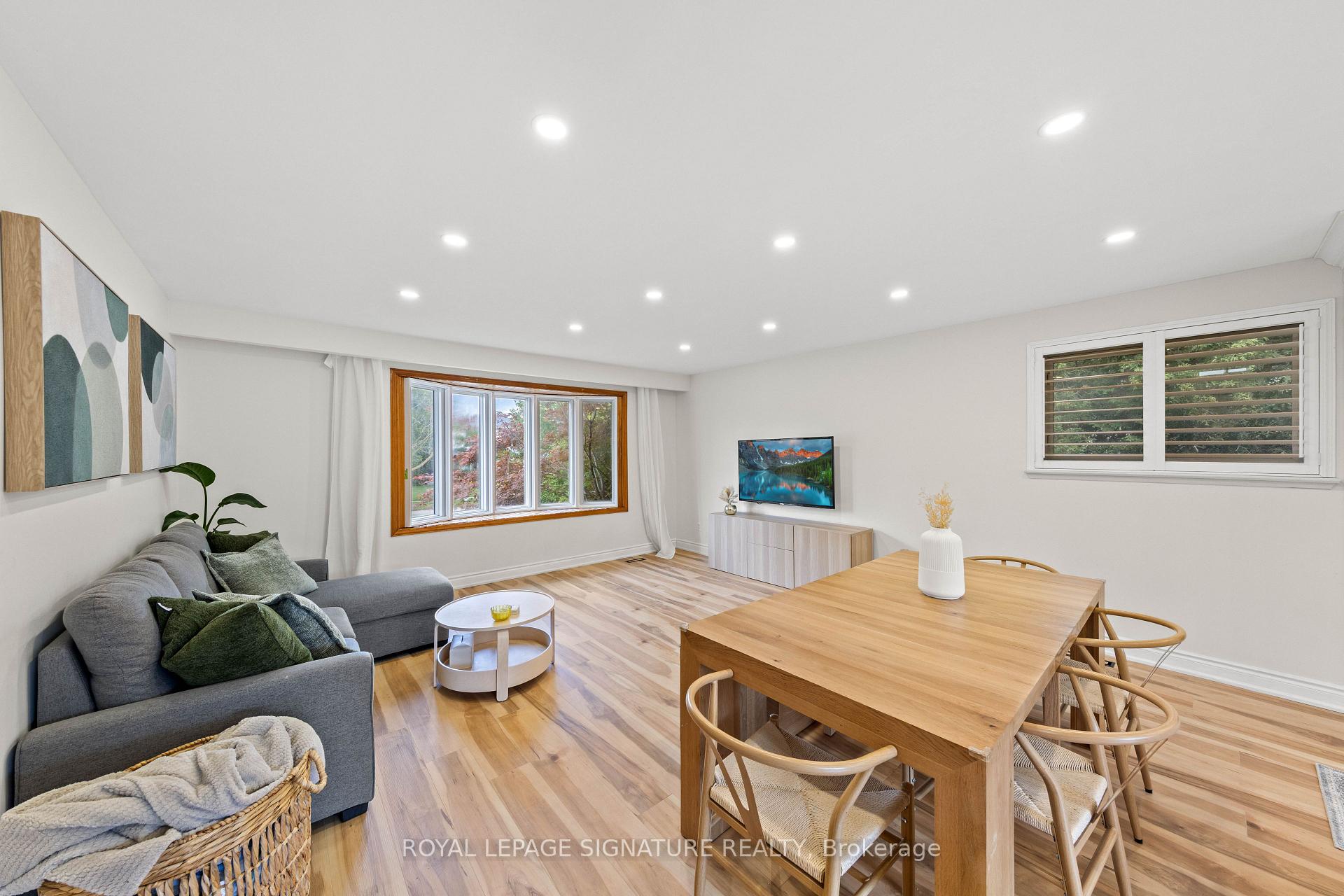 Photo 5 of 464 Bartley Bull Parkway, Brampton, Brampton East — HOMEH