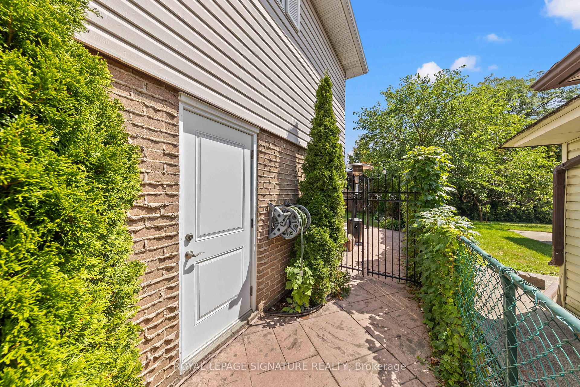 Photo 31 of 464 Bartley Bull Parkway, Brampton, Brampton East — HOMEH