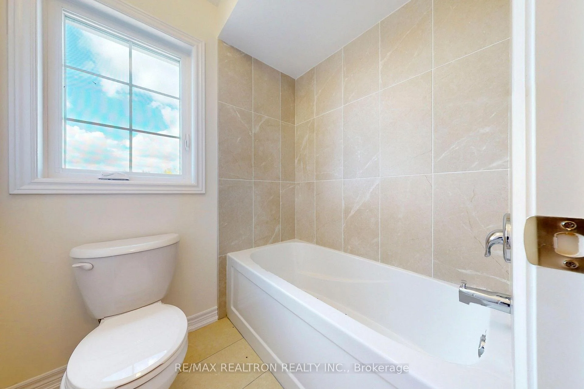Photo 41 of 23 Cassandra Avenue, Quinte West, Murray Ward — HOMEH