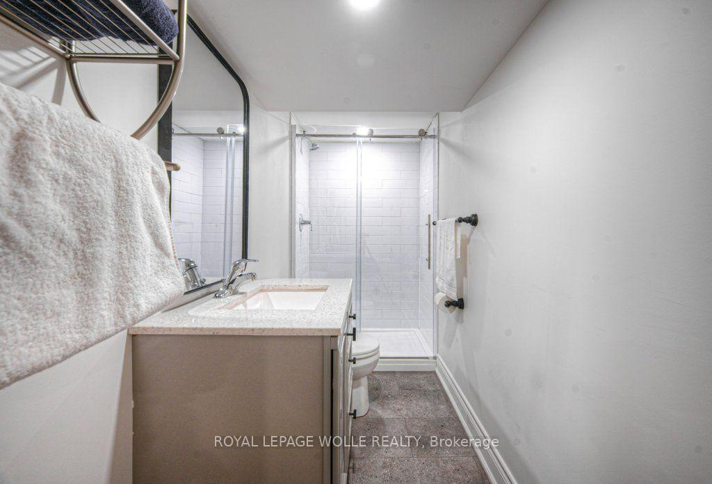 Photo 28 of 30 Dunbar Road S, Waterloo, Uptown West — HOMEH