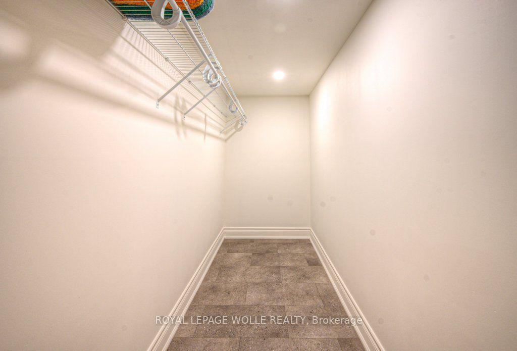 Photo 30 of 30 Dunbar Road S, Waterloo, Uptown West — HOMEH