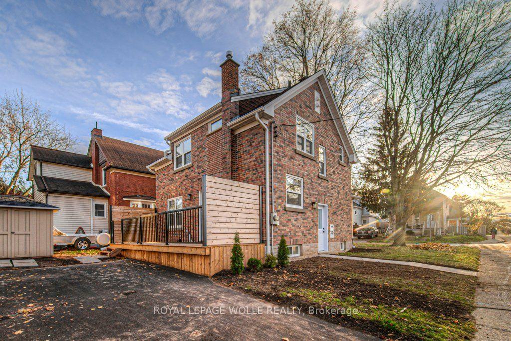 Photo 31 of 30 Dunbar Road S, Waterloo, Uptown West — HOMEH
