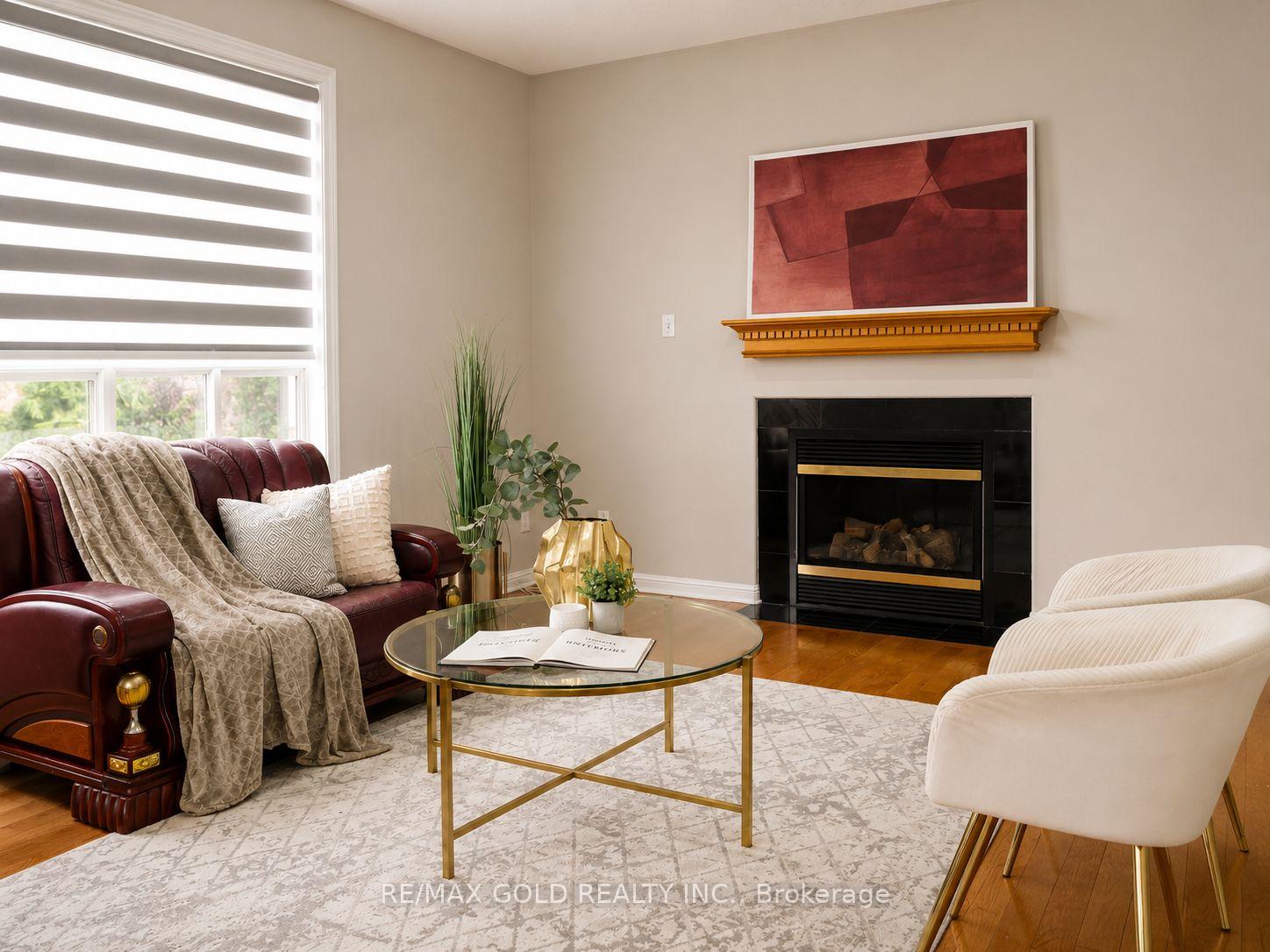 Photo 8 of 24 Gander Crescent, Brampton, Vales of Castlemore — HOMEH