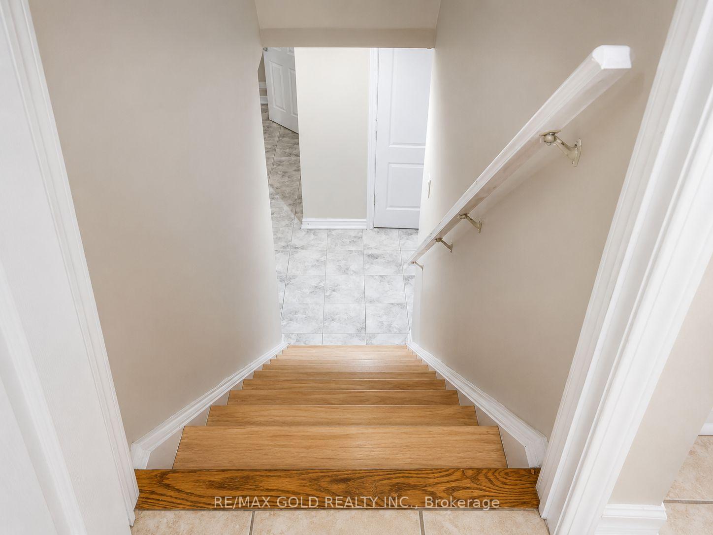 Photo 20 of 24 Gander Crescent, Brampton, Vales of Castlemore — HOMEH