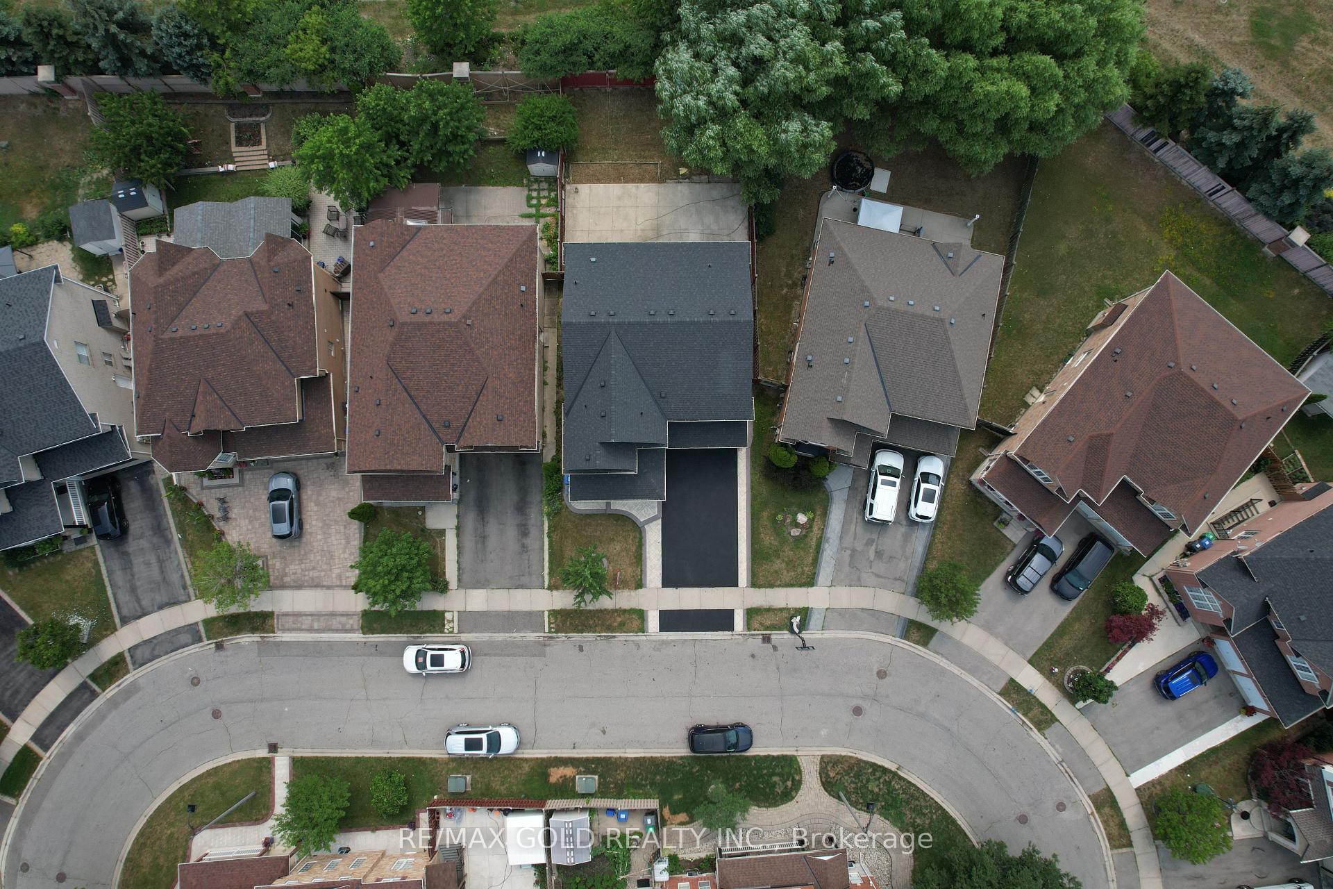 Photo 29 of 24 Gander Crescent, Brampton, Vales of Castlemore — HOMEH