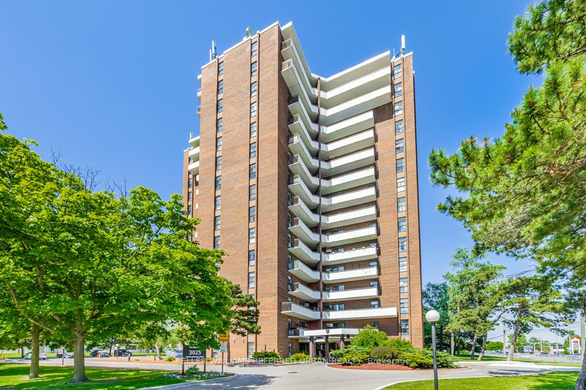 Photo 1 of Unit 1007, 3025 Queen Frederica Drive, Mississauga, Applewood — HOMEH