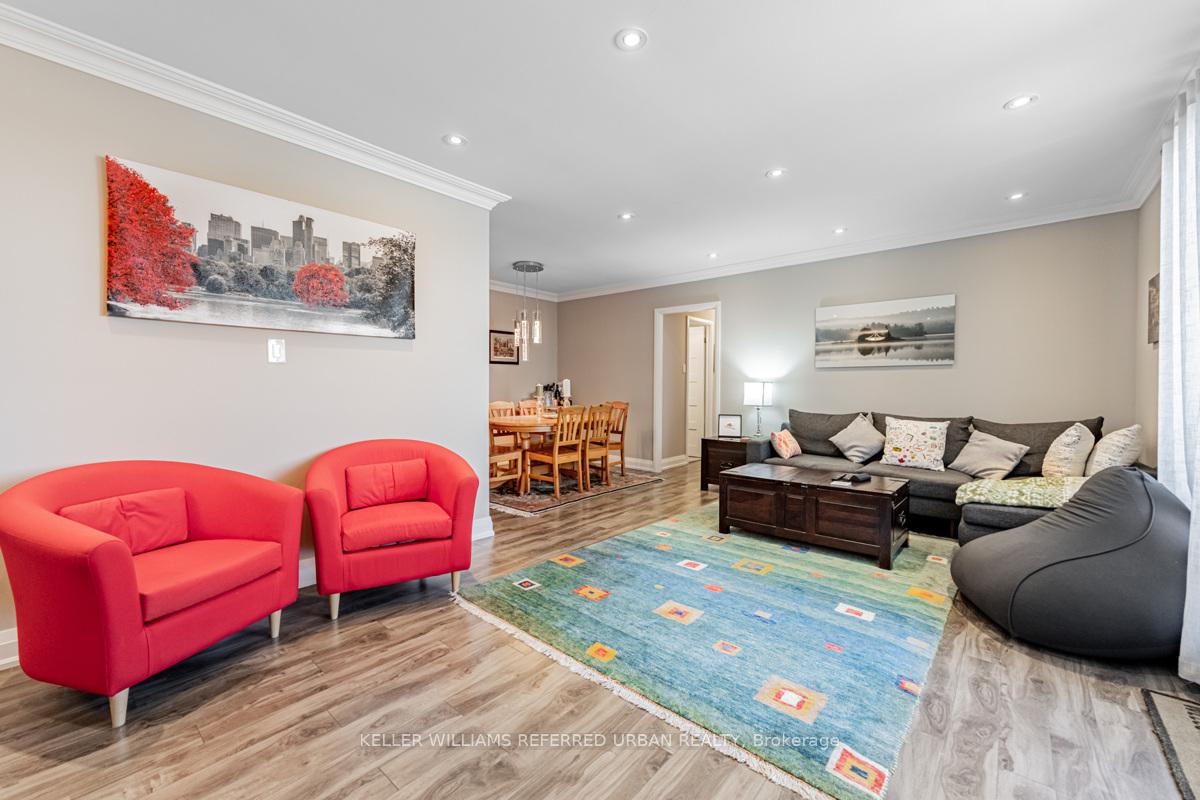 Photo 10 of Unit 1007, 3025 Queen Frederica Drive, Mississauga, Applewood — HOMEH