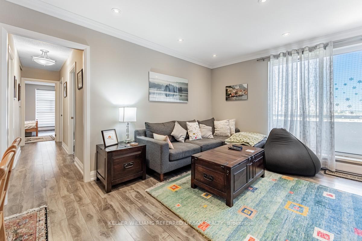 Photo 11 of Unit 1007, 3025 Queen Frederica Drive, Mississauga, Applewood — HOMEH