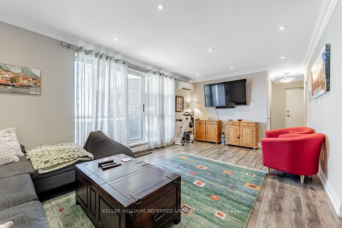 Photo 13 of Unit 1007, 3025 Queen Frederica Drive, Mississauga, Applewood — HOMEH