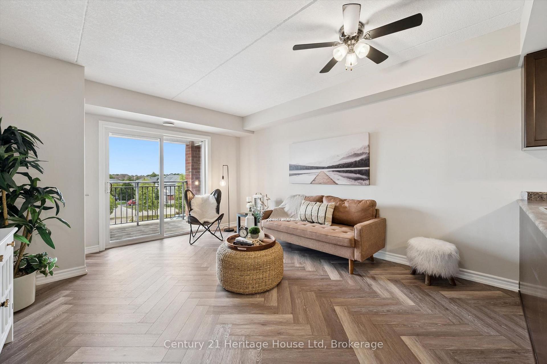 Photo of Unit 313, 60 Lynnmore Street SW