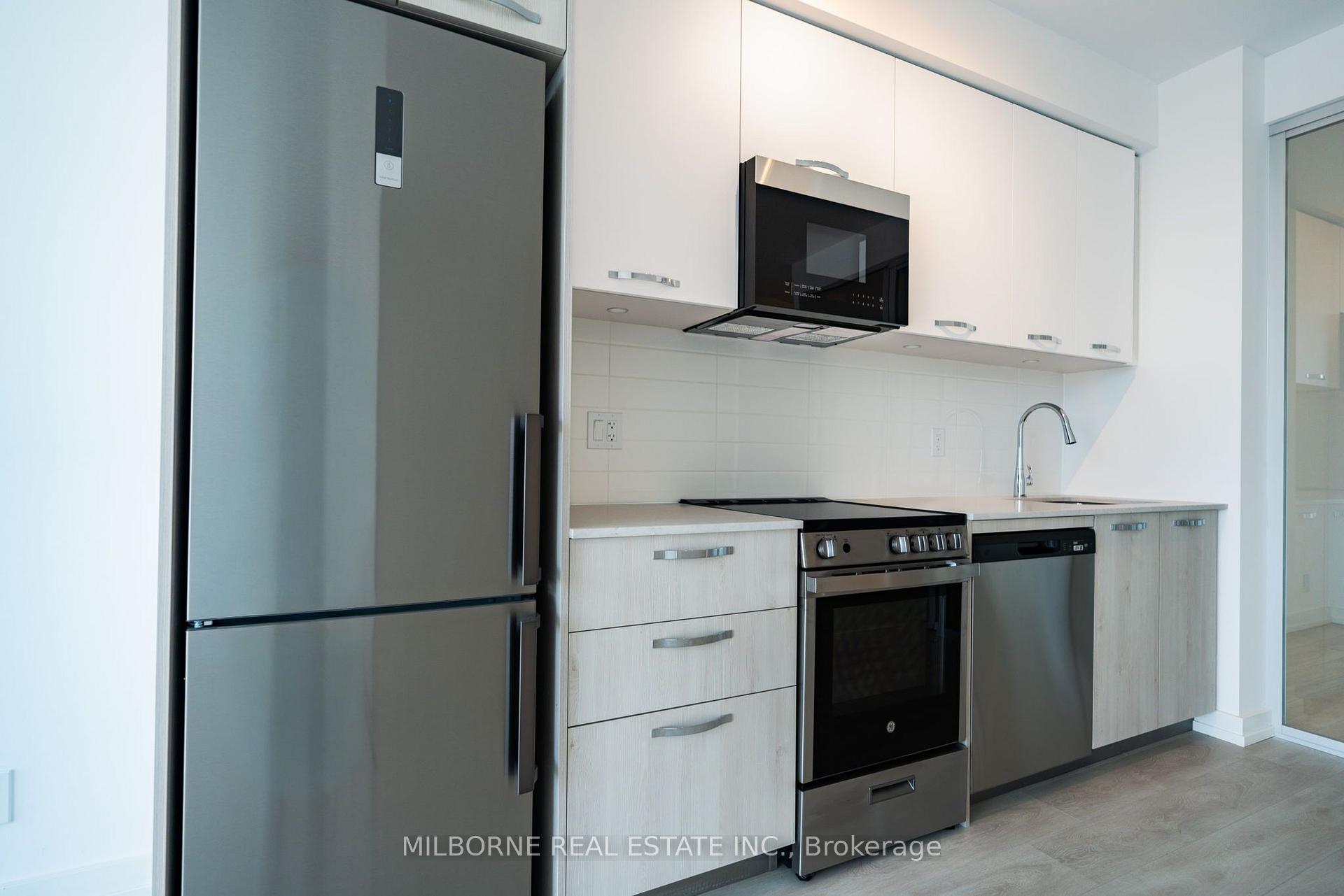 Photo 3 of Unit 522, 75 James Street S, Hamilton, Corktown — HOMEH