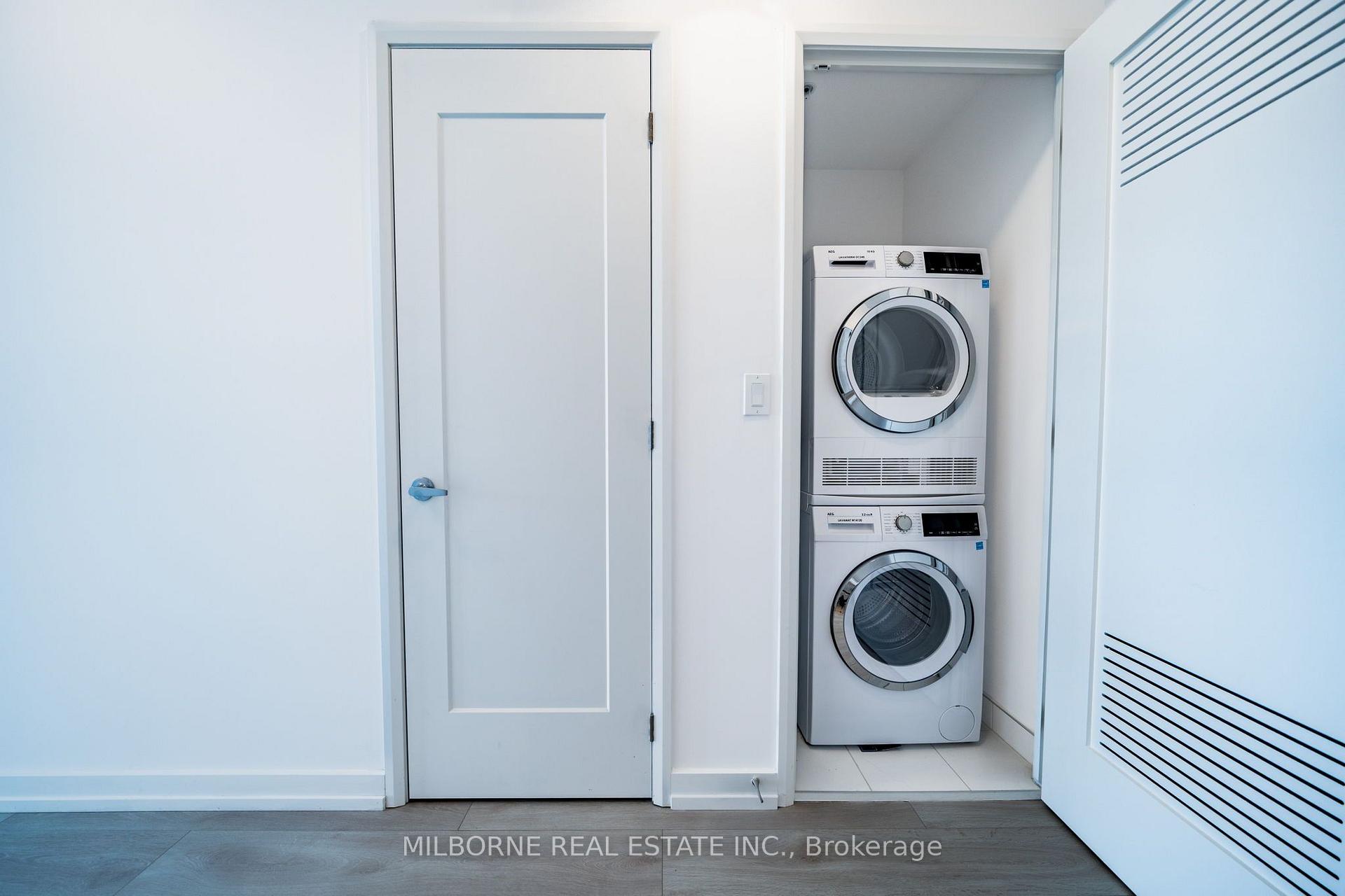 Photo 5 of Unit 522, 75 James Street S, Hamilton, Corktown — HOMEH